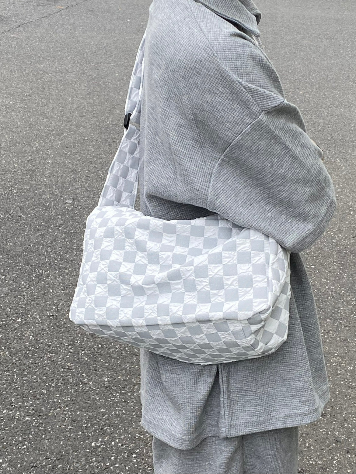 2023 New Versatile Fashion Women's Car Sewn Nylon Fabric Zipper Shoulder Bag Crossbody Handbag